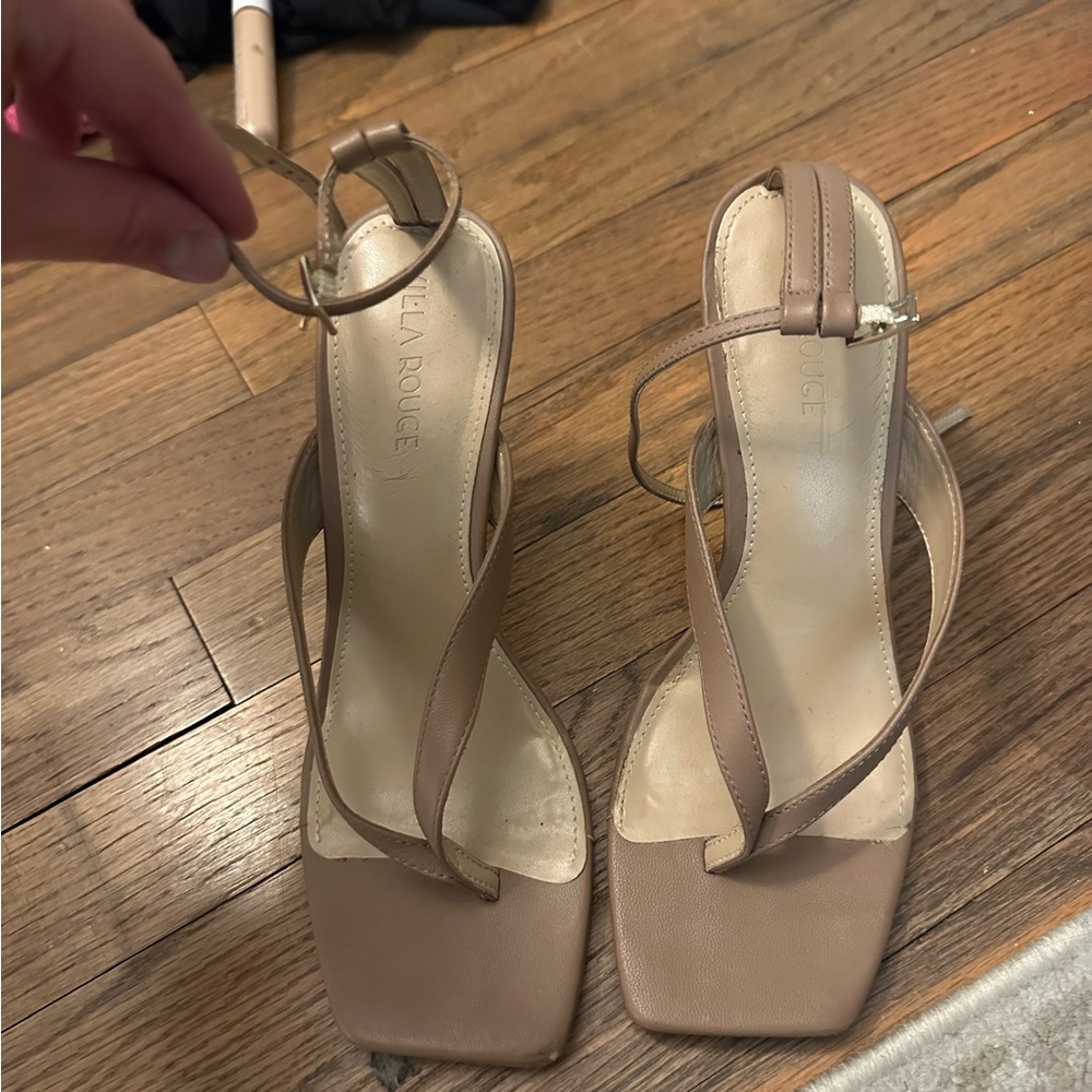 Villa Rouge heels